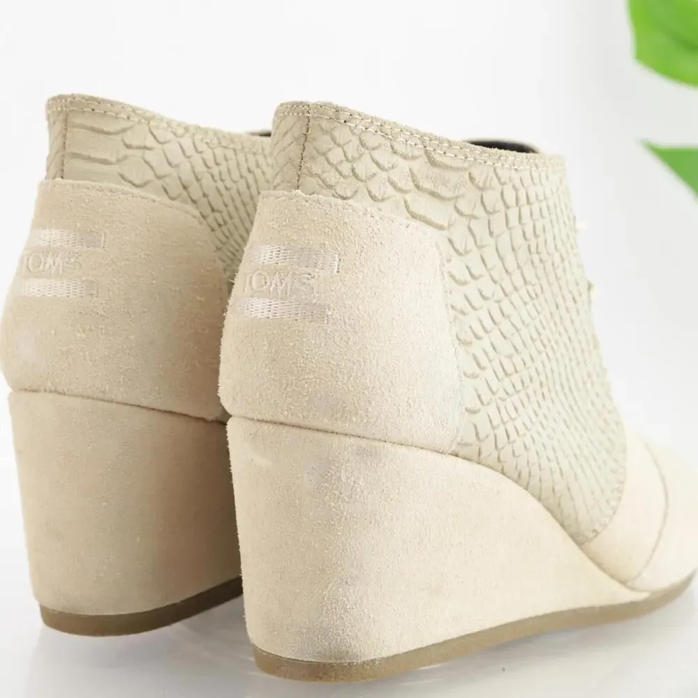 Toms Womens Desert Boots Size 9.5 Warm White‎ Suede Python Wedge Lace Up Booties
